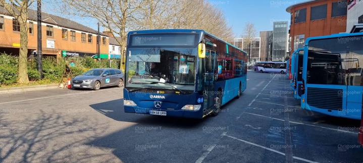 Image of Arriva Beds and Bucks vehicle 3923. Taken by Christopher T at 11.55.54 on 2022.03.08